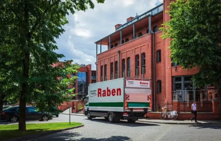 El secreto del éxito: cómo los servicios de transporte impulsan tu negocio