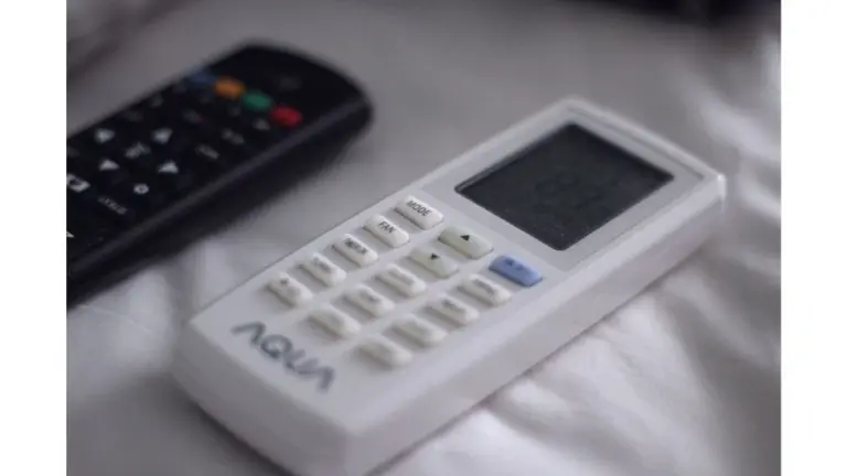 El botón secreto de tu aire acondicionado que reduce la humedad y ahorra luz