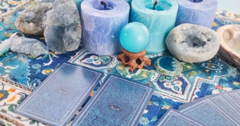 El tarot al descubierto: ¿Qué te depara el destino este 10 de febrero de 2026?