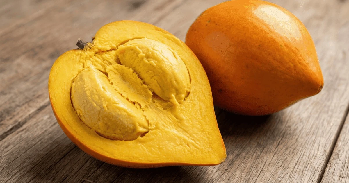 La fruta exótica que sabe a dulce de leche y parece huevo: el dulce secreto de tu merienda