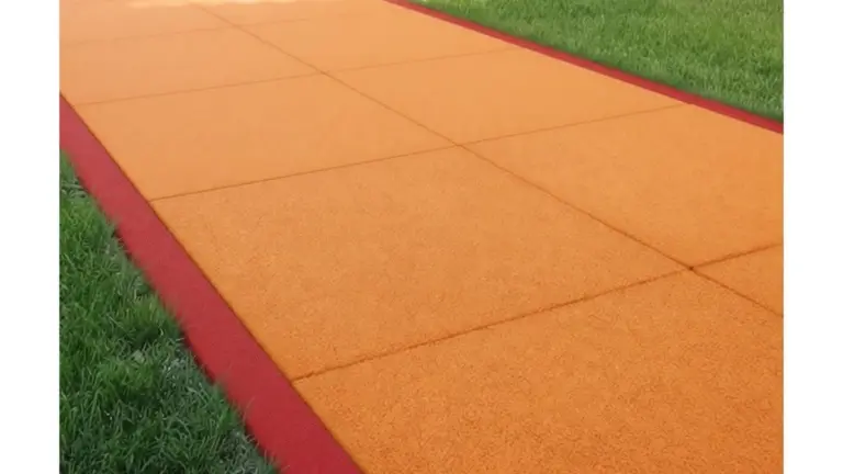 Olvida baldosas un akmens — šīs dārza celiņa materiāls kalpos gadu desmitiem