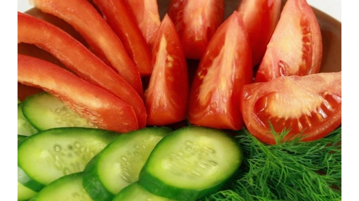 Qué nunca deberías comer con pepino: combinaciones peligrosas que muchos desconocen