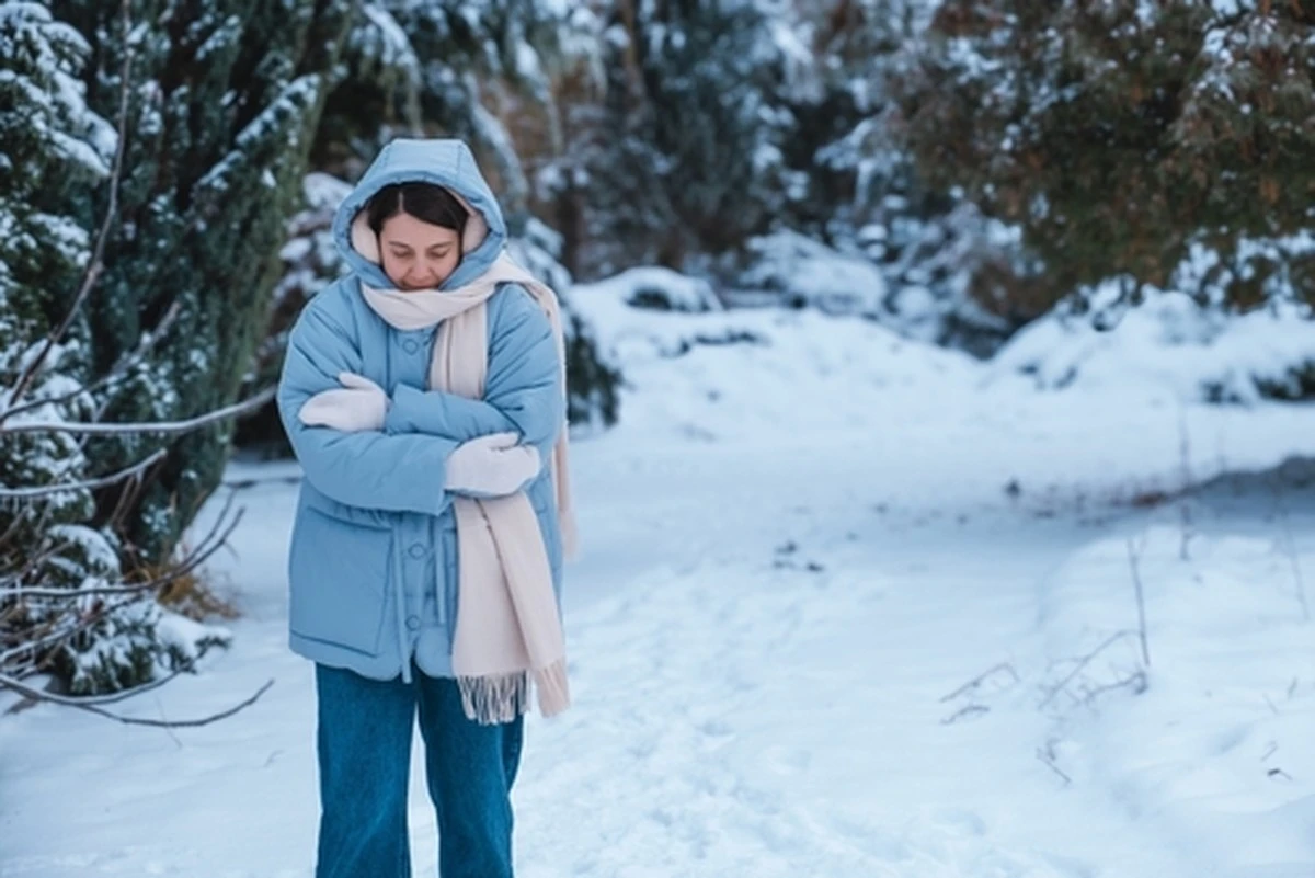 ¿Salir a caminar a -28°C? Expertos revelan qué dice la ciencia y cómo proteger tu salud