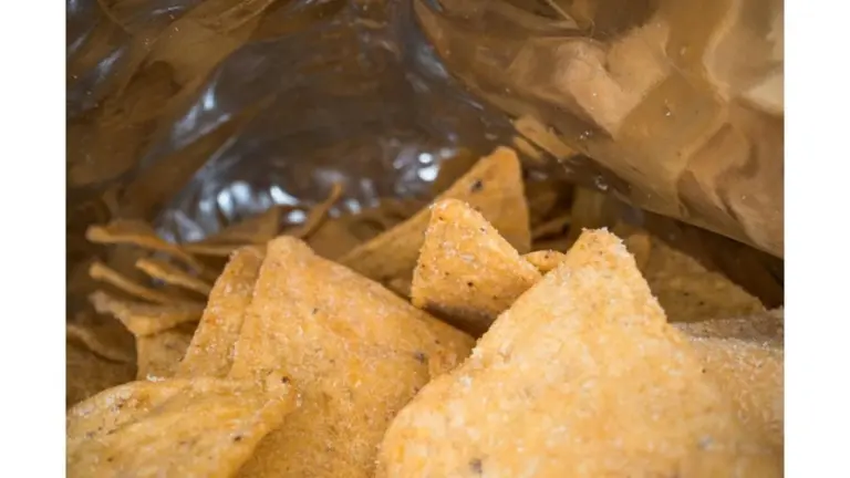 Señales de que tu cuerpo te pide sal: qué significa y cómo actuar