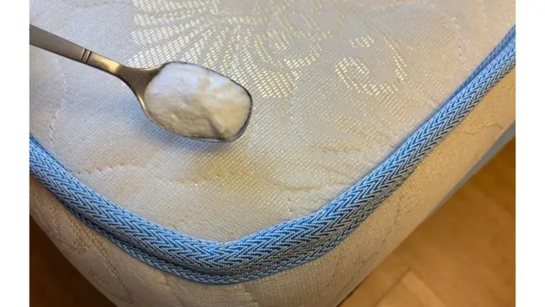 Voltea Tu Colchón en 3 Minutos: El Truco Sencillo Que Lo Hará Sentirse Como Nuevo y Ahorrarte Dinero