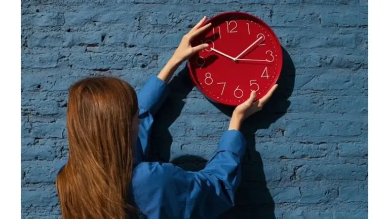Cómo superar el cambio de hora sin sentirte como un zombi: mi plan de 5 días