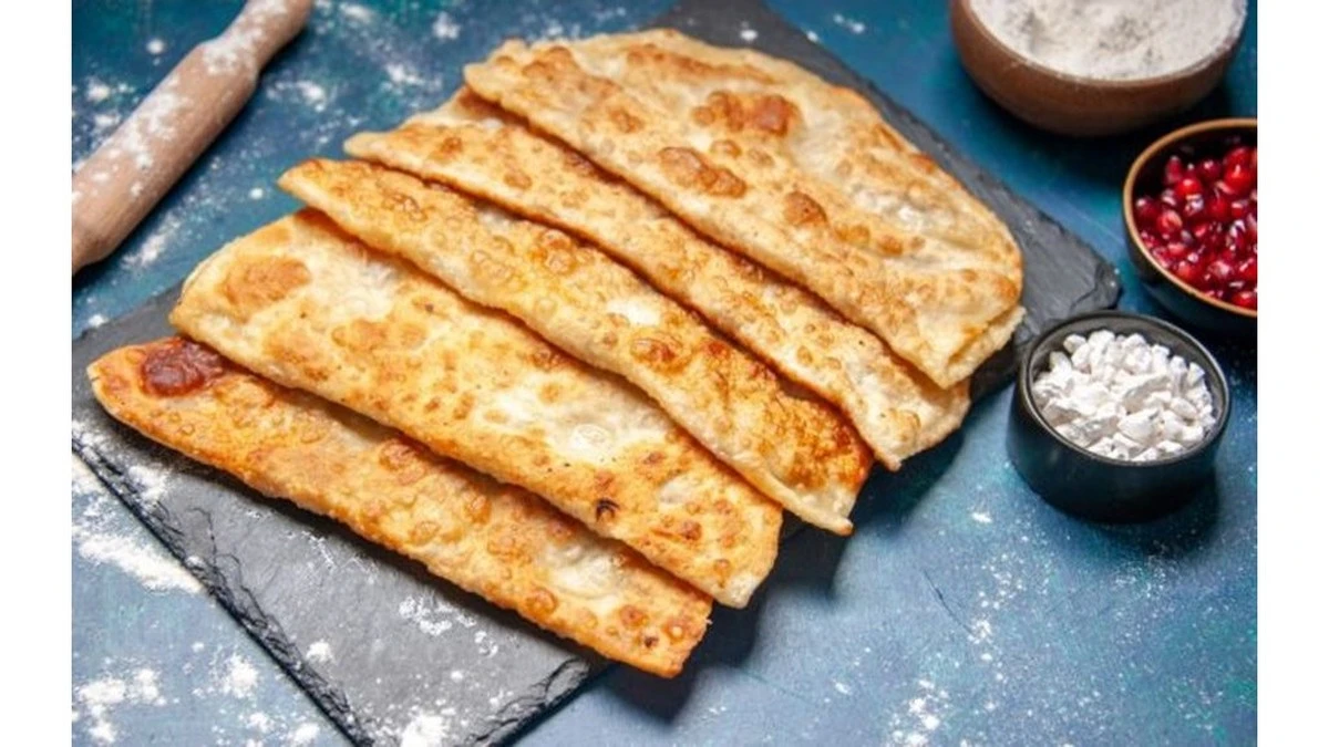 El secreto de la masa de chebureki: añade un ingrediente y obtén una masa crujiente de panadería