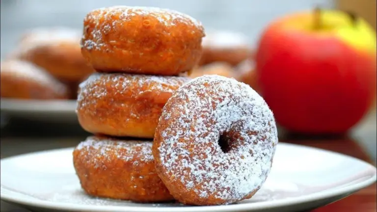 El secreto francés para que las manzanas desaparezcan de tu cocina: ¡estas rosquillas son irresistibles con té!