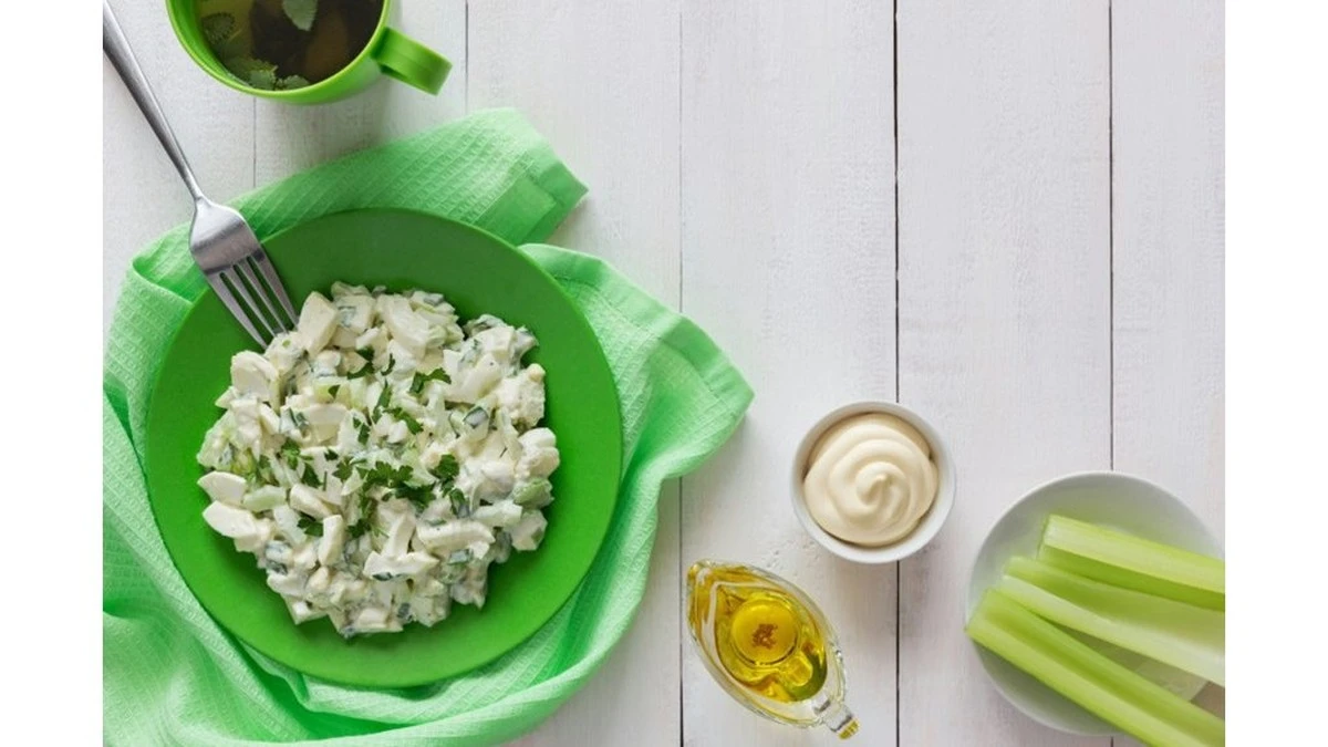 La ensalada secreta de nuestras abuelas: el toque mágico que olvidamos y ellas usaban cada primavera