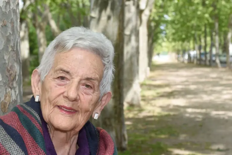 Tres arbustos de jardín de mi abuela que la mantenían llena de energía toda la primavera (sin vitaminas caras)